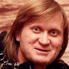 Андрей Рожков